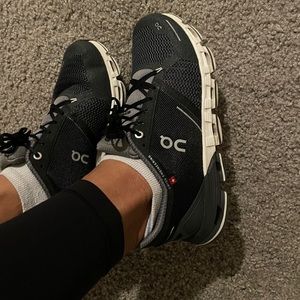 Women’s On Cloudflyers